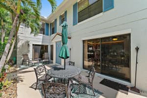 352 Prestwick Circle 2, Palm Beach Gardens, FL 33418 Sold 06/23/25