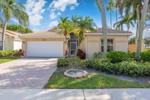 MLS# R11033440, Boynton Beach, Florida 33437