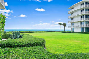 2500 S Ocean Boulevard 2d1, Palm Beach, FL 33480 - MLS#R11033441