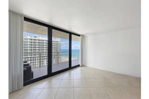 3000 N Ocean Drive 19-B, Singer Island, FL 33404 - MLS#R11033448