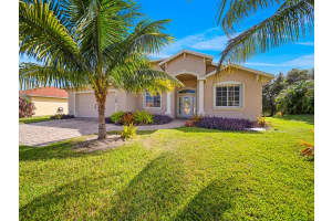 168 SW Oakridge Drive, Port Saint Lucie, FL 34984 Sold 12/16/24