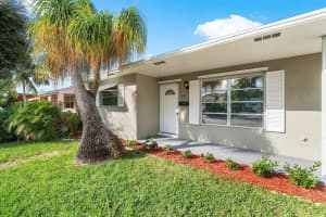 1217 N Ocean Breeze, Lake Worth Beach, FL 33460 Sold 12/27/24