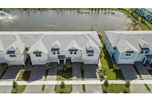 385 Salisbury Circle, Fort Pierce, FL 34982 Sold 12/27/24