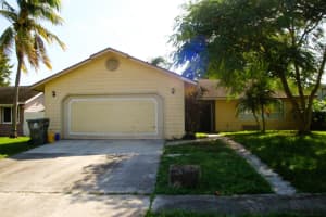 5022 El Claro Circle, West Palm Beach, FL 33415 Sold 12/11/24