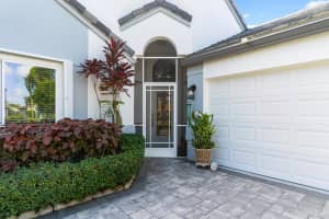 7707 Stirling Bridge Boulevard N, Delray Beach, FL 33446 Sold 02/20/25