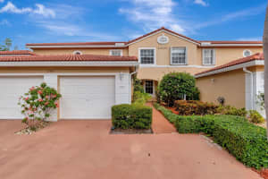 12423 Crystal Pointe Drive 101, Boynton Beach, FL 33437 Sold 04/21/25