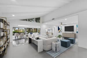 29 Bristol Lane, Boynton Beach, FL 33436 Sold 01/15/25