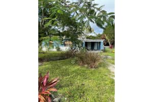 2441 SE 1st Court SE, Vero Beach, FL 32962 Sold 01/09/25