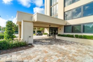 2220 S Ocean Boulevard 802, Delray Beach, FL 33483 Sold 03/18/25