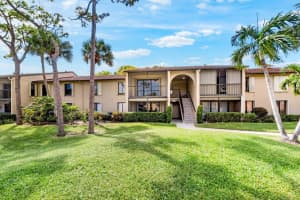 711 Sunny Pine Way E2, Greenacres, FL 33415 Sold 01/31/25