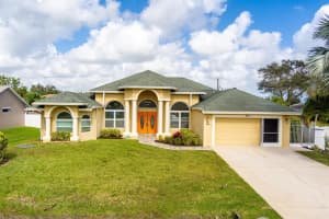661 SW Seagull Terrace, Port Saint Lucie, FL 34953 Sold 02/14/25
