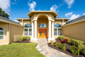 661 SW Seagull Terrace, Port Saint Lucie, FL 34953 Sold 02/14/25