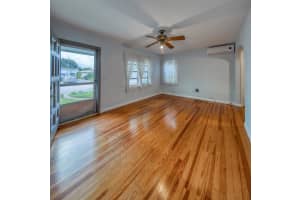 610 S N Street, Lake Worth Beach, FL 33460 Sold 12/18/24