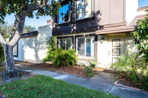 5280 Bosque 47 Lane, West Palm Beach, FL 33415 Sold 04/09/25