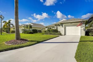 400 Paurotis Lane, Fort Pierce, FL 34982 Sold 01/24/25