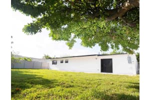 309 NW 30th Court, Wilton Manors, FL 33311 Sold 12/06/24