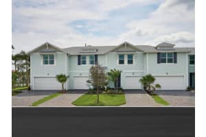 668 Salisbury Circle, Fort Pierce, FL 34982 Sold 01/17/25