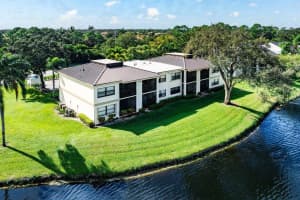 6962 Briarlake Circle 102, Palm Beach Gardens, FL 33418 Sold 01/31/25