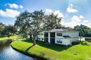 6962 Briarlake Circle 102, Palm Beach Gardens, FL 33418 Sold 01/31/25