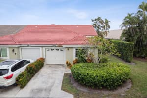 163 N Lakeshore Drive, Hypoluxo, FL 33462 Sold 04/22/25