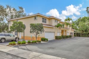 664 SW 6th Court, Pompano Beach, FL 33060 Sold 12/27/24