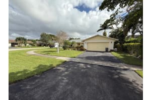 9690 Saddlebrook Drive, Boca Raton, FL 33496 Sold 12/19/24