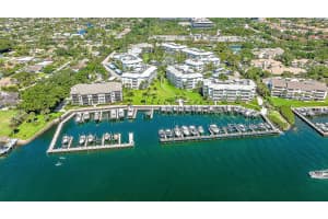 424 Bay Colony Drive N, Juno Beach, FL 33408 Sold 01/24/25