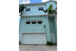 455 NE 1st Street, Pompano Beach, FL 33060 Sold 01/27/25