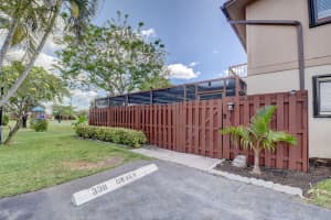 4267 S Landar Drive, Lake Worth, FL 33463 Sold 01/10/25