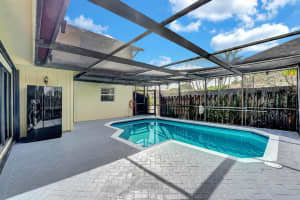 4267 S Landar Drive, Lake Worth, FL 33463 Sold 01/10/25