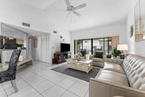 10 Via De Casas Sur 104, Boynton Beach, FL 33426 - MLS#R11034230