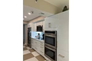 20090 Boca West Drive 348, Boca Raton, FL 33434 Sold 02/03/25
