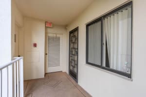 7290 Kinghurst Drive 301, Delray Beach, FL 33446 Sold 01/06/25
