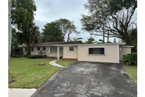 2740 NW 9th Lane, Wilton Manors, FL 33311 Sold 01/03/25