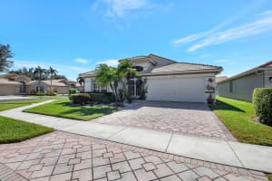 5946 Royal Isles Boulevard, Boynton Beach, FL 33437 Sold 06/23/25