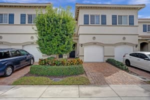 1120 Vermilion Drive, Lake Worth Beach, FL 33461 Sold 12/18/24