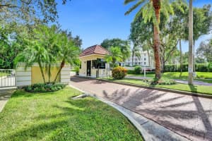 3716 Whitehall Drive 305, West Palm Beach, FL 33401 Sold 03/07/25