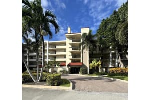 825 Egret Circle 410, Delray Beach, FL 33444 Sold 01/15/25