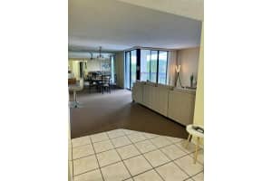 825 Egret Circle 410, Delray Beach, FL 33444 Sold 01/15/25