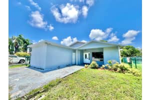 802 SW 5th Avenue, Delray Beach, FL 33444 Sold 12/27/24