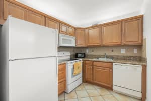 395 Normandy I, Delray Beach, FL 33484 Sold 01/17/25