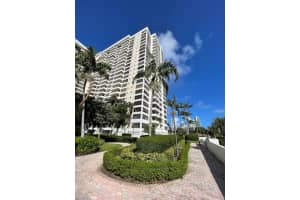 2500 Parkview Drive 1414, Hallandale Beach, FL 33009 - MLS#R11034772