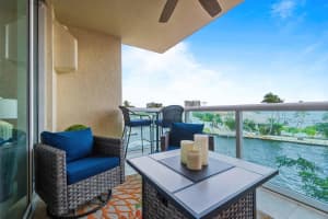 2650 Lake Shore Drive 304, Riviera Beach, FL 33404 - MLS#R11034804