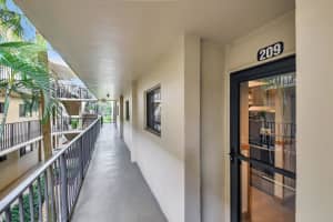 5370 Las Verdes Circle 209, Delray Beach, FL 33484 Sold 03/07/25