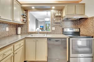 5370 Las Verdes Circle 209, Delray Beach, FL 33484 Sold 03/07/25