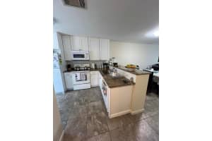 102 Pinewood Court, Jupiter, FL 33458 Sold 04/07/25