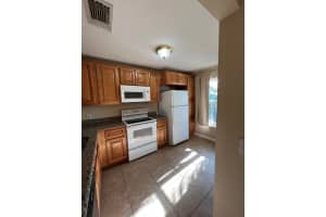 134 Oakwood Drive, Jupiter, FL 33458 Sold 03/12/25