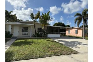 1008 W Bloxham Street, Lantana, FL 33462 Sold 12/19/24
