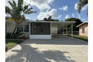 1008 W Bloxham Street, Lantana, FL 33462 Sold 12/19/24