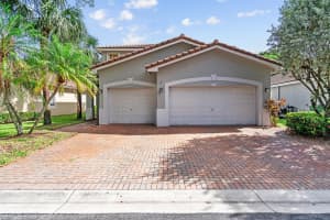 2237 NW 72nd Terrace, Pembroke Pines, FL 33024 Sold 02/12/25